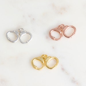 2 paia - Piccole manette in argento sterling o grandi manette ciondolo in argento sterling, braccialetto di gioielli permanenti, ciondolo dell&#39;amicizia, 23CS