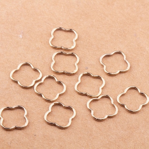Sterling Silver, Gold Filled Clover Flower Wire Link Connector, For Permanent Jewelry, Welded Permanent Bracelet, Floral Link Connector