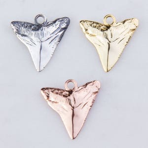 Small Shark Tooth in Sterling Silver, Gold Plated over Sterling Silver, Gold Plated Shark Tooth, Shark Tooth Pendant, HCIN282