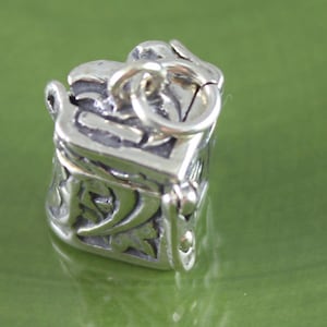 Sterling Silver Heart Prayer Box, Charm Pendant, Wish Box, Locket Necklace, Charm Pendant, Heart Locket, Spiritual Pendant, PB058