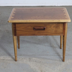 Mid-Century Modern Andre Bus Lane 'Acclaim' Single Drawer End Table image 2