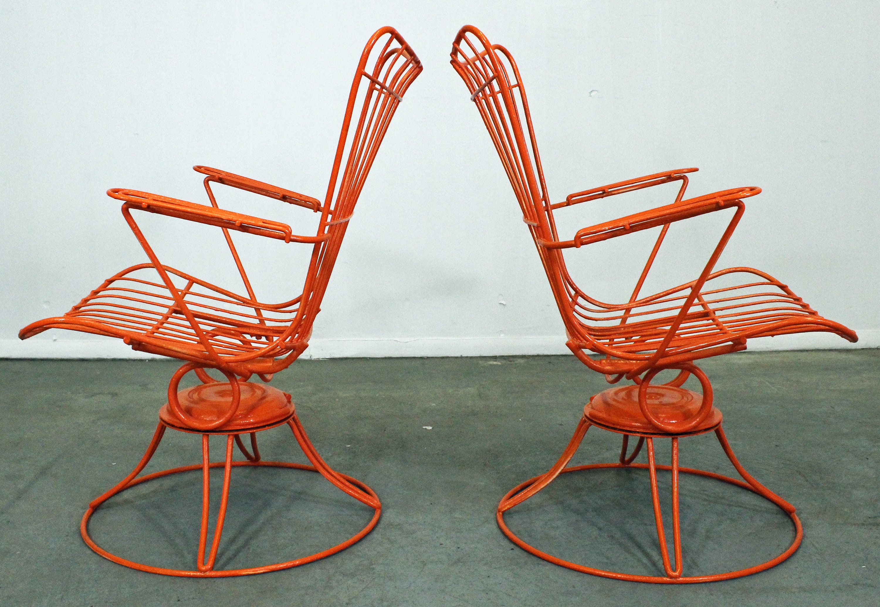 MidCentury Modern Outdoor Lounge Chairs by Homecrest Bottemiller