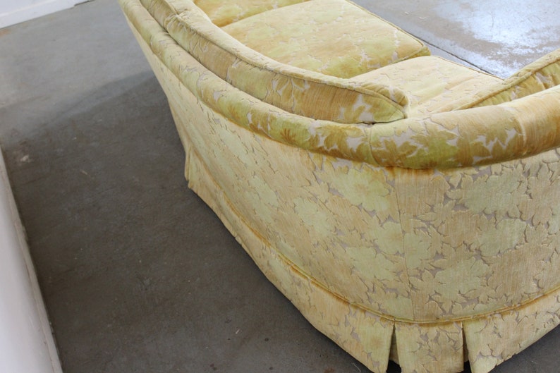 Mid-Century Modern Velvet Concave Front 92 Sofa image 3