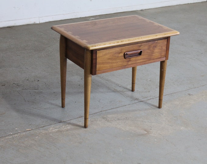 Mid-Century Modern Andre Bus Lane 'Acclaim'  Single Drawer End Table