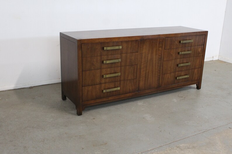 Mid-Century Modern Asain Credenza/Dresser Black Mahoghany by Heritage Furniture image 2