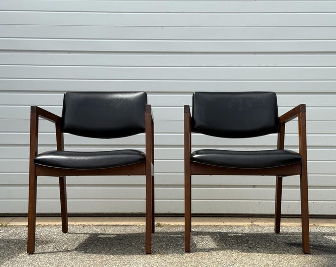 Pair of Mid-Century Lounge Chairs Walnut Open Arm Lounge Chairs #2