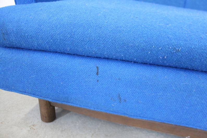 Mid-Century Modern Blue 3-Seater Sofa on Wood Base, Danish Modern Couch image 7