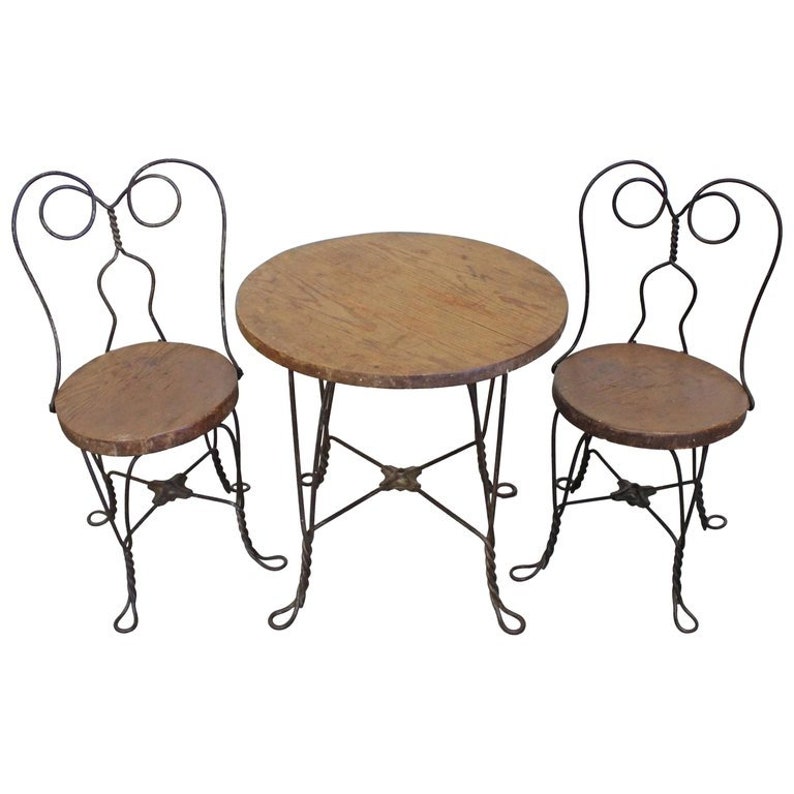 children's small table and chair set