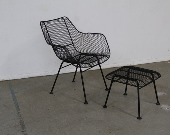 Mid-Century Modern Russell Woodard Sculptura Outdoor Mesh Iron Lounge Chair and Ottoman