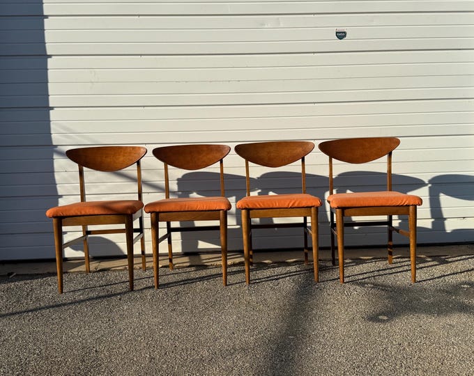 Set of 4 Mid-Century Modern Walnut Shell Back Dining Chairs