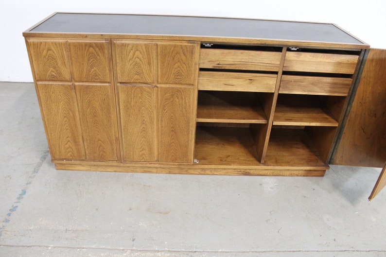 Mid Century Modern 2 Door Credenza/Sideboard by Founders image 10