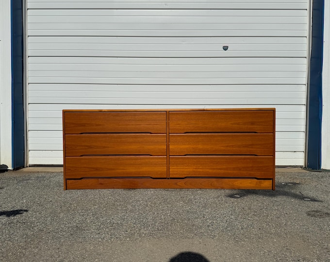 Mid-Century Danish Modern Teak Nordisk Andels Eksport George Petersens Credenza #40