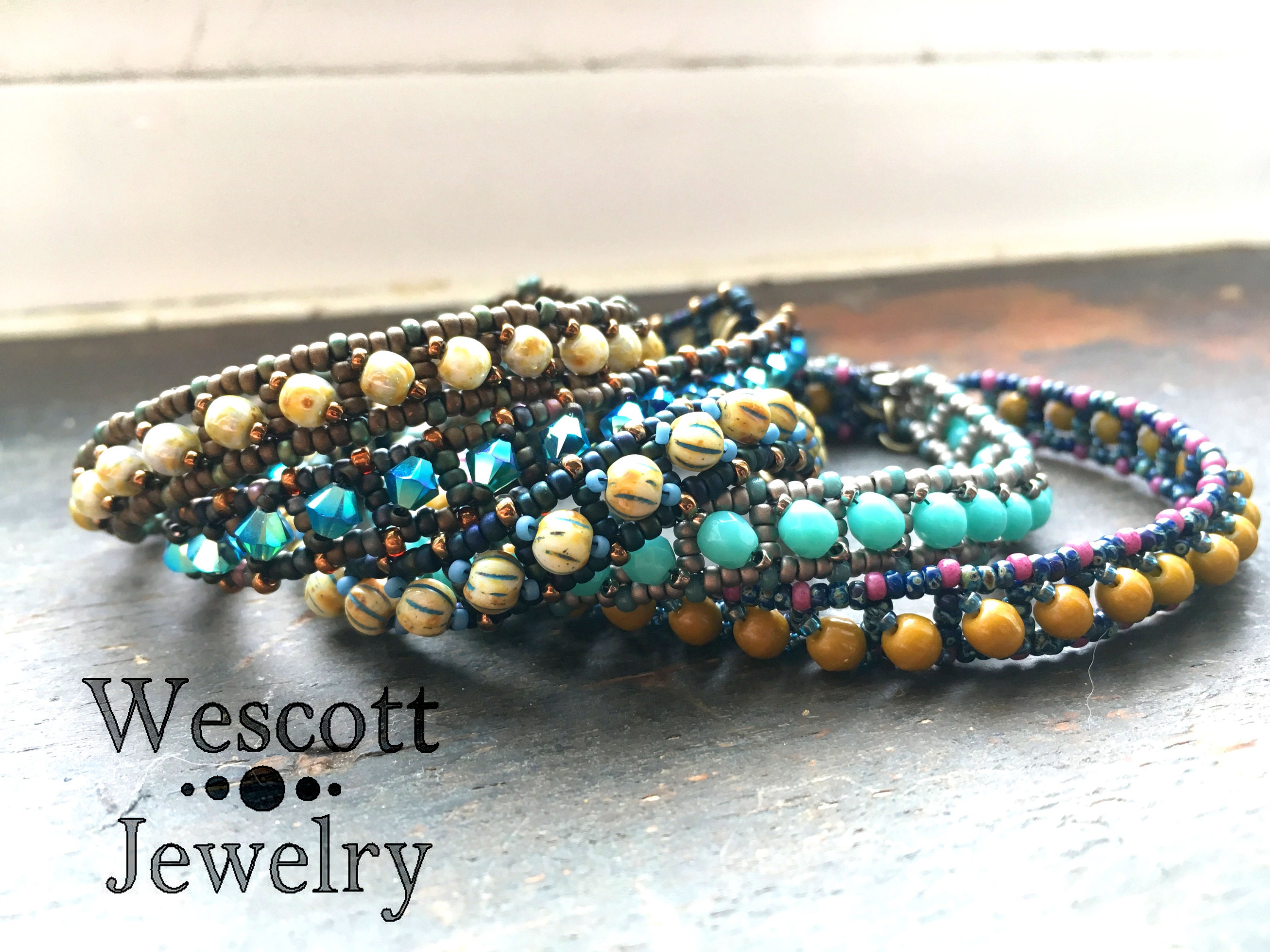 Bejeweled Collar Bracelet Pattern: Right Angle Weave Beadweaving ...
