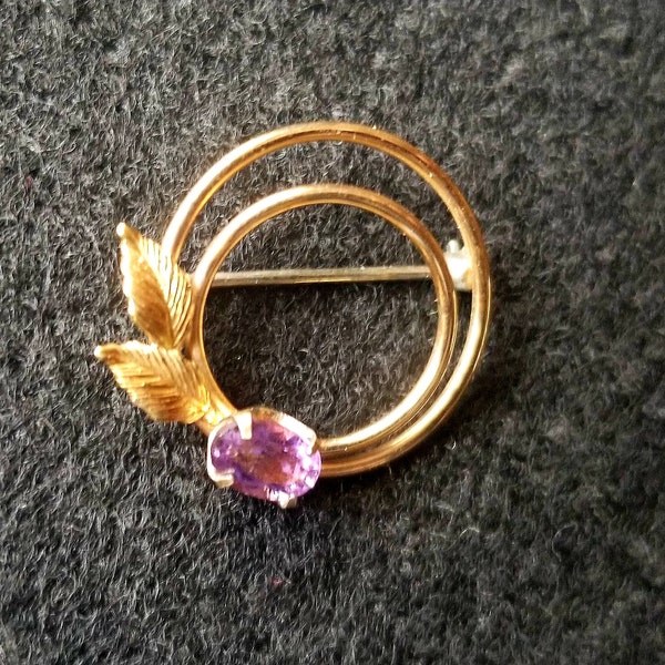 Vintage Krementz Petite Double Circular Gold Overlay Brooch with Prong Amethyst Stone