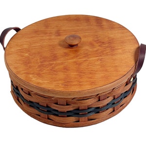 Amish Single Pie Server Carrier Oak Wicker Basket Leather Handles by Amish Baskets and Beyond