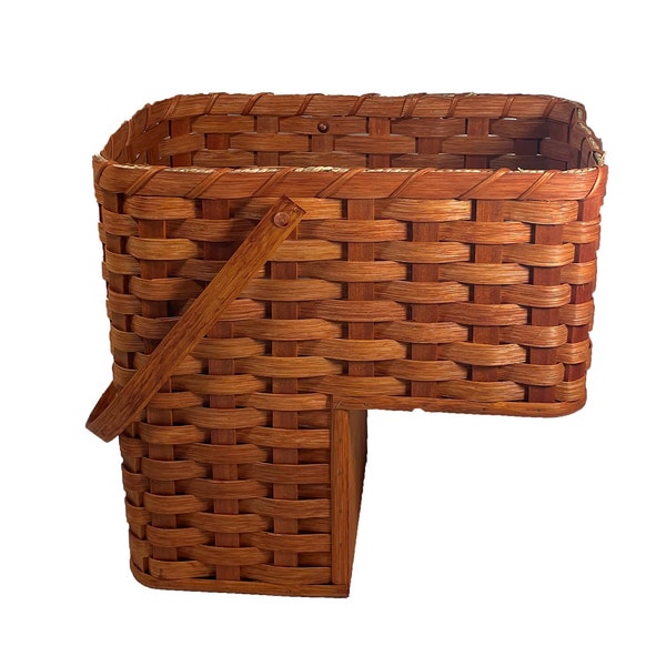 Amish Baskets  Stair Step Wide Storage Basket With Swinging Handle