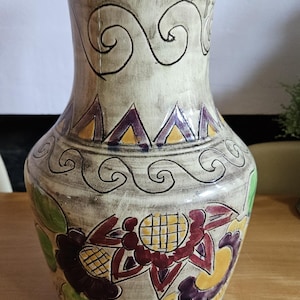 Seltene Mabel Leigh für Shorter & Son "Medina" Vase | 1930er Art Deco Studio Keramik handbemalte Sgraffito signierte Vintage britische Keramik