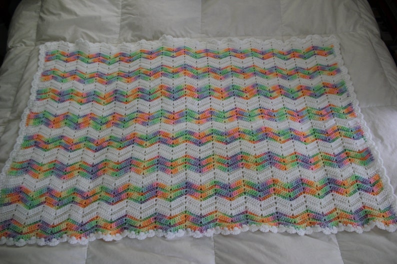 Ripple Afghan Child/'s Blanket Cotton Candy Throw Blanket Throw Blanket Small Afghan Lap Blanket Chevron Afghan Child/'s Afghan