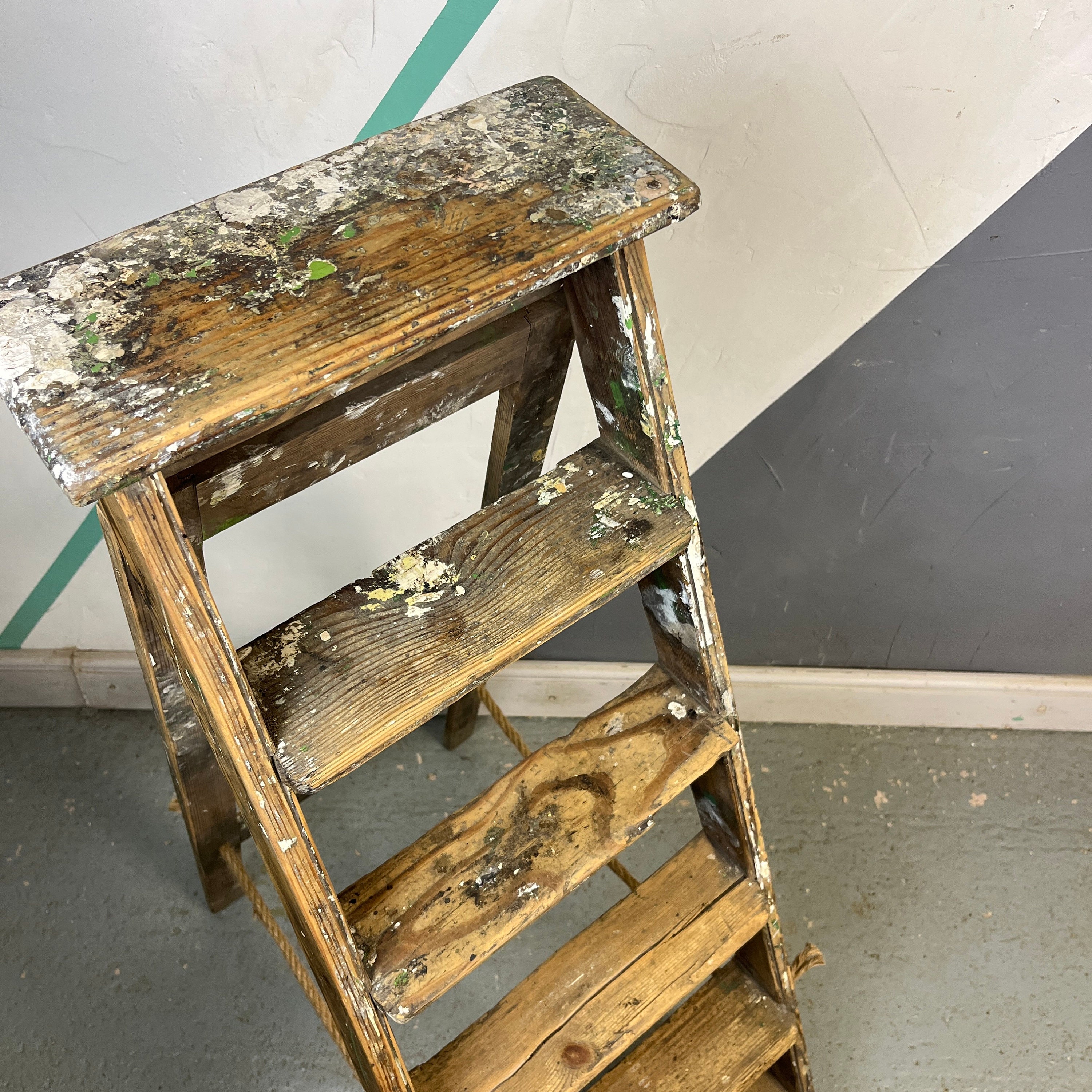 Retro step ladder deals