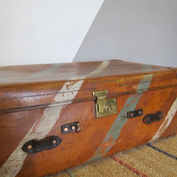 Vintage Tan Leather Suitcase Old Storage Chest Coffee… - Gem