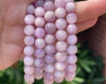 Kunzite Beaded Bracelet - 10mm Beads, Cats eye chatoyant Natural Lavender Kunzite Bracelet, Gemstone Jewelry