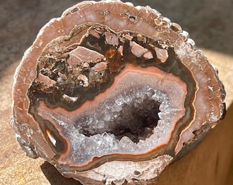 Baker Ranch Agate New Mexico with a Natural Butterfly Formation– Polished Collector Crystal, Natural Agate Geode Specimen, Agate Freeform