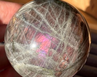 Labradorite Sphere: Purple Pink Sunset Flash Flashy Crystal (441)
