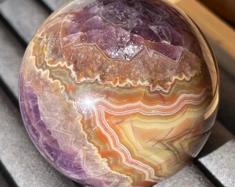 Amethyst Mexican Lace Agate sphere (49)