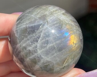 Labradorite Sphere – Blue Gold Flash (94)
