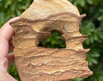 Arizona Sandstone Freeform, Natural Stone Sculpture 3.9 inches, Crystals for Gifting Collecting & Decorating