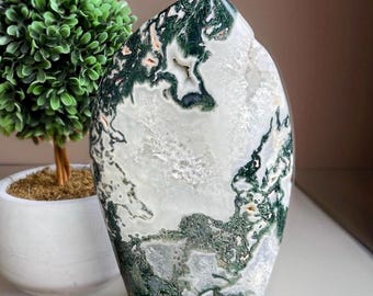 Moss Agate Statement Flame, Unique Natural Green White Agate Flame 3.LB 12.4 Oz