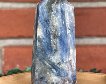 Blue Kyanite in Quartz Tower