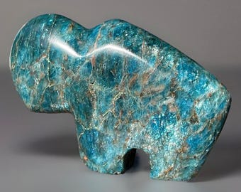 Apatite Buffalo Crystal Carving, Spirit Animal Gift, HQ Flashy Natural Stone Buffalo Gemstone Sculpture (65)