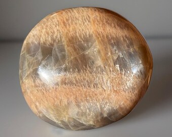Flashy Peach Moonstone Palm Stone, Natural Crystal (73)