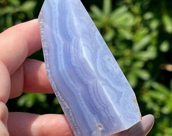 Blue Lace Agate Tower: Great color HQ Blue Lace Freeform point