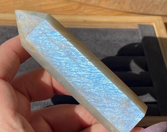 White Moonstone Tower - High Quality Blue Flash Obelisk