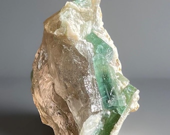 Paraíba verdelite Elbaite Mineral Specimen, Tourmaline cluster Mineral display crystal, Seafoam Green Tourmaline Crystals on Quartz Specimen