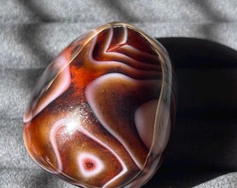 Sardonyx Crystal Palmstone, Carnelian Onyx Polished Tumbled Stone, Unique Geometric Crystals