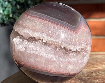 Amethyst Agate Statement Sphere, HQ Collectors Crystal Orb (73)