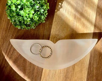 Selenite Crystal Bowl, Large Mermaid Tail Jewelry Dish, Crystal Charging Plate, Trinket Holder