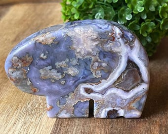 Blue Lavender Pink Flower Agate Bear, Crystal Zuni Style Bear Carving, Spirit Animal Gift, Natural Stone Bear Sculpture