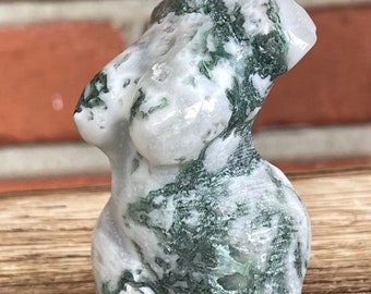 Moss Agate Plus Size Goddess Lady Body Crystal Carving