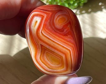 Sardonyx Crystal Palmstone, Carnelian Onyx Polished Stone, Unique Geometric Crystals
