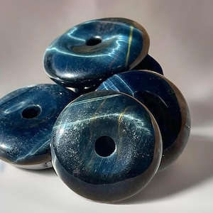 Blue Tigers eye Donut Crystal Bead, Circle Crystal Pendant, Tigers Eye Gemstone Sphere Stand
