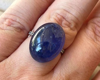 Tanzanite Oval Cabochon 27.5 cts Natural Gemstone with Beautiful Color