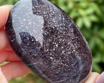 Iolite Sunstone XXL Palmstone Flashy Confetti, Collectors Iolite, Rare Find Crystals, Cordierite, Dichroite, Water Sapphire (300)