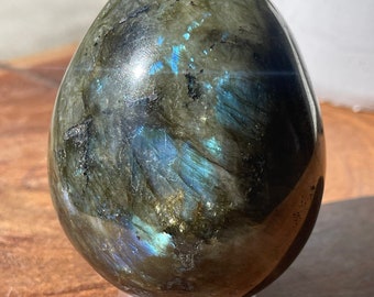 Labradorite Big Egg with Blue Flash, Crystal Easter Egg