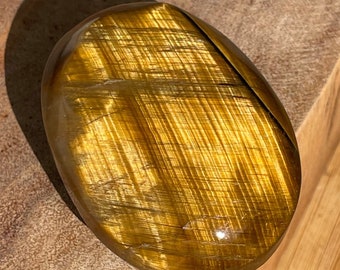 Tigers Eye Palmstone, Natural Chatoyant Polished Crystal, Unique Freeform rock with a cats eye flash