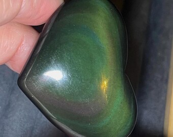 Velvet Obsidian Heart Crystal , Beautiful Emerald Green Flashy Obsidian