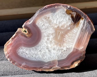 Swazi Agate Specimen Collectors Edition Rare agate (348)